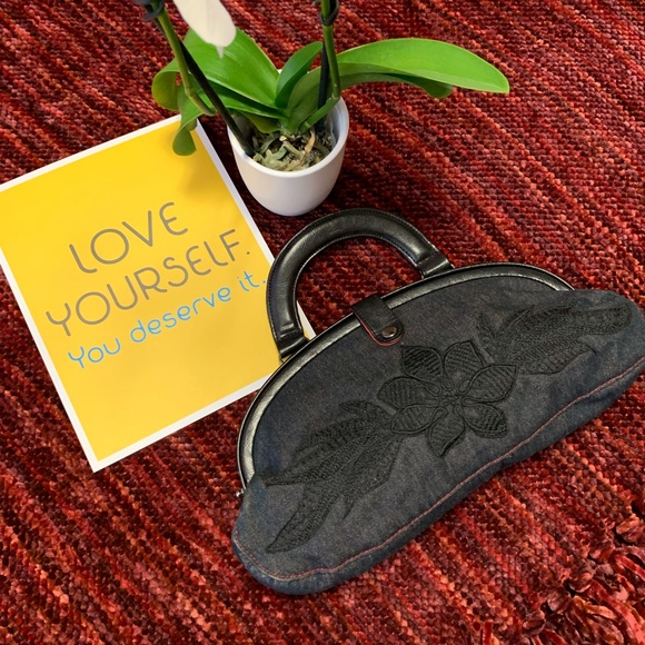 Vintage Handbags - Vintage Dark Denim Embroidered Clutch with Handle